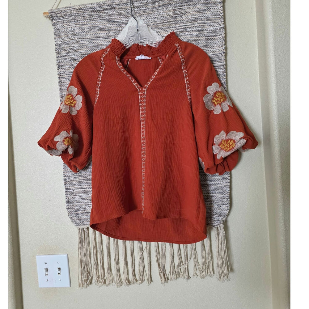 THML XS Boho Embroidered Floral Sleeve Blouse Rust Orange Crinkle Gauze